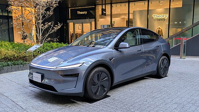 Electric crossover photo representing UK BEV registration growth.